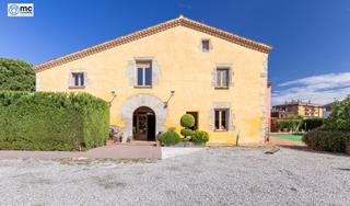 Masia a Cardedeu. Masía típica catalana con mucho encanto destinada a restaurante Masia a Cardedeu. Masía típica catalana con mucho encanto destinada a restaurante