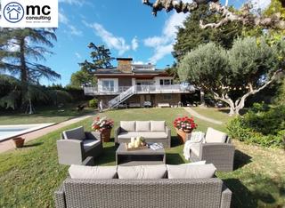 Chalet  Carrer bellmunt. Casa a 4 vents de 417m2 segons cadastre, envoltada de naturalesa Chalet  Carrer bellmunt. Casa a 4 vents de 417m2 segons cadastre, envoltada de naturalesa