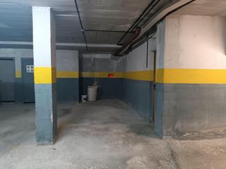 Aparcament cotxe  Calle del llentiscle. Magnífico parking en zona sanatori! Aparcament cotxe  Calle del llentiscle. Magnífico parking en zona sanatori!