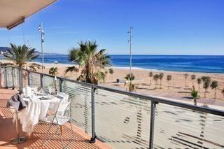 Alquiler de Temporada Piso Passeig maritim. En la misma playa de badalona Alquiler de Temporada Piso Passeig maritim. En la misma playa de badalona