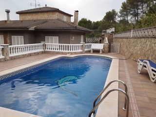 Chalet en Olesa de Bonesvalls. Zona tranquila Chalet en Olesa de Bonesvalls. Zona tranquila