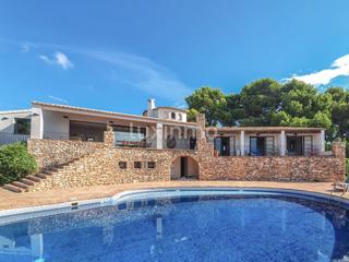 Xalet a Carrió - La Merced - Los Pinos. Casa unifamiliar rústica con impresionantes vistas al mar y a la Xalet a Carrió - La Merced - Los Pinos. Casa unifamiliar rústica con impresionantes vistas al mar y a la
