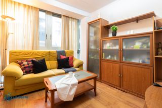 Etagenwohnung Carrer lloselles. Pis de 3 hab a la vila Etagenwohnung Carrer lloselles. Pis de 3 hab a la vila