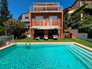 Casa  Carrer de castellterçol,. Venta de casa con vistas panorámicas en gràcia Casa  Carrer de castellterçol,. Venta de casa con vistas panorámicas en gràcia