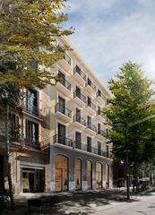 Barcelona - Carrer Enric Granados, 52