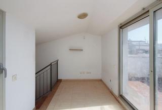 Zweistöckige Wohnung  Eugeni d'ors. Luminoso piso de 3 habitaciones en el centro de sant pere de rib Zweistöckige Wohnung  Eugeni d'ors. Luminoso piso de 3 habitaciones en el centro de sant pere de rib