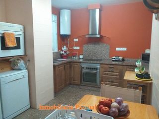 Casa en Benimarfull. Casa con 7 habitaciones, parking, aire acondicionado y terraza Casa en Benimarfull. Casa con 7 habitaciones, parking, aire acondicionado y terraza