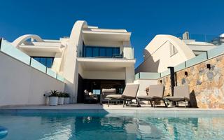 Casa aparellada a Rojales. Vivienda de diseño sostenible, acabado de alta calidad y la ubic Casa aparellada a Rojales. Vivienda de diseño sostenible, acabado de alta calidad y la ubic