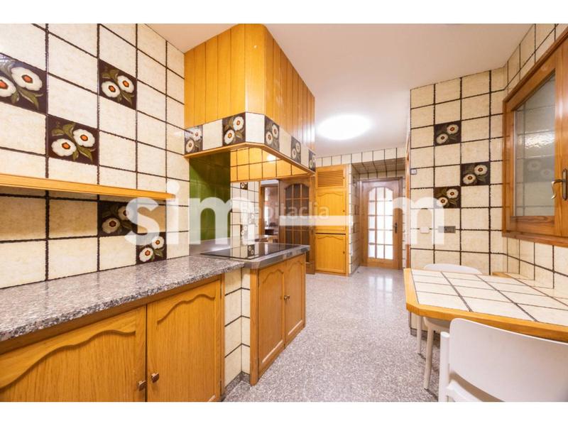 Foto 2bb4f512-600f-4e61-a2c4-e5d537211e85. Zweistöckige wohnung mit heizung parking in Nord Vic Foto 2bb4f512-600f-4e61-a2c4-e5d537211e85. Zweistöckige wohnung mit heizung parking in Nord Vic