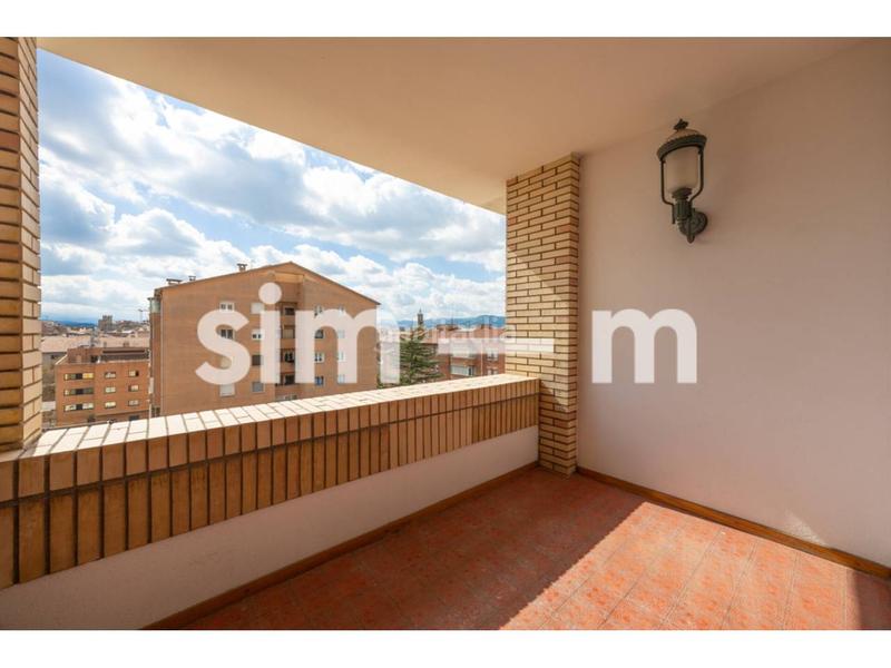 Foto 587fd0f2-b6d1-420c-bb6b-945ba04a1916. Zweistöckige wohnung mit heizung parking in Nord Vic Foto 587fd0f2-b6d1-420c-bb6b-945ba04a1916. Zweistöckige wohnung mit heizung parking in Nord Vic