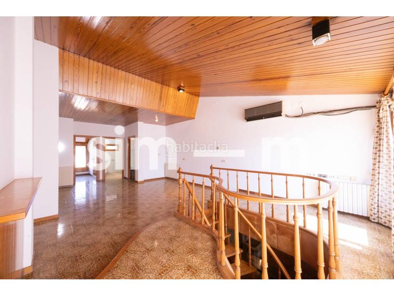 Foto 7aabe30e-fcf4-4f05-86f5-1af111dedb48. Zweistöckige wohnung mit heizung parking in Nord Vic Foto 7aabe30e-fcf4-4f05-86f5-1af111dedb48. Zweistöckige wohnung mit heizung parking in Nord Vic