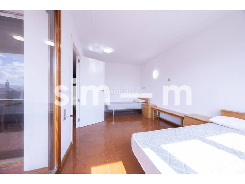 Foto baa80412-2475-4697-9363-18c90e14e964. Zweistöckige wohnung mit heizung parking in Nord Vic Foto baa80412-2475-4697-9363-18c90e14e964. Zweistöckige wohnung mit heizung parking in Nord Vic