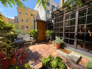 Àtic  Passatge de gaiolà. Luminoso ático en sagrada familia Àtic  Passatge de gaiolà. Luminoso ático en sagrada familia