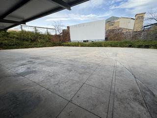 Gewerbliches Grundstück in Alboraya Centro. Estupenda parcela con una superficie de 1.386 m. y otra construi Gewerbliches Grundstück in Alboraya Centro. Estupenda parcela con una superficie de 1.386 m. y otra construi