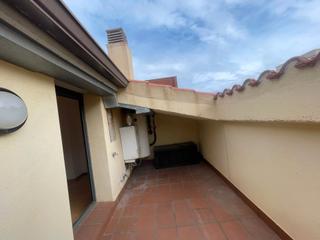 Location Duplex  Carrer d'orient. ¡piso en el centro, muy luminoso! Location Duplex  Carrer d'orient. ¡piso en el centro, muy luminoso!