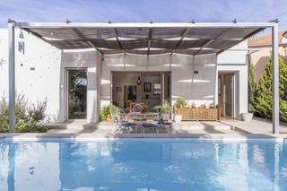 Casa a Moncada. Un hogar contemporáneo para disfrutar en familia Casa a Moncada. Un hogar contemporáneo para disfrutar en familia
