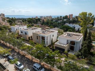 Chalet à Carrer de francesc vidal i sureda 111. Vivienda esquina Chalet à Carrer de francesc vidal i sureda 111. Vivienda esquina