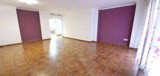 Piso en Centro. Piso con 4 habitaciones con ascensor Piso en Centro. Piso con 4 habitaciones con ascensor