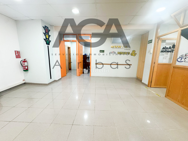Foto 6e7c257b-b2a7-4e2a-9736-17fcfa15b12f. Local comercial a Progrés - Pep Ventura Badalona Foto 6e7c257b-b2a7-4e2a-9736-17fcfa15b12f. Local comercial a Progrés - Pep Ventura Badalona