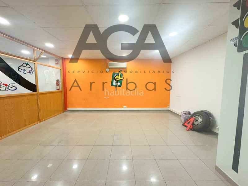 Foto b70553c0-7356-4e83-9774-5a1bf98a17c0. Local comercial a Progrés - Pep Ventura Badalona Foto b70553c0-7356-4e83-9774-5a1bf98a17c0. Local comercial a Progrés - Pep Ventura Badalona