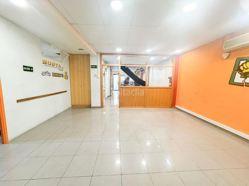 Foto f98e1722-e6ce-47f8-9ff7-26eccdba01f3. Local comercial a Progrés - Pep Ventura Badalona Foto f98e1722-e6ce-47f8-9ff7-26eccdba01f3. Local comercial a Progrés - Pep Ventura Badalona