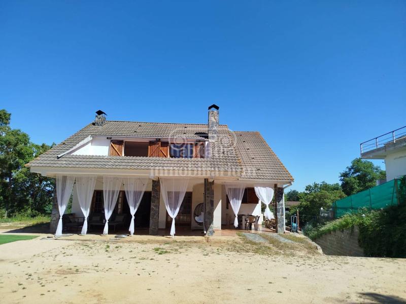 Foto 3ab949c3-f335-4aff-a9e1-8b4a1e38ffab. Casa  en venta en puigventos. en Centre Vidreres Foto 3ab949c3-f335-4aff-a9e1-8b4a1e38ffab. Casa  en venta en puigventos. en Centre Vidreres