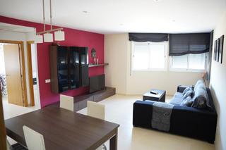 Pis a Deltebre. Piso cerca del río ebro con parking y trastero Pis a Deltebre. Piso cerca del río ebro con parking y trastero