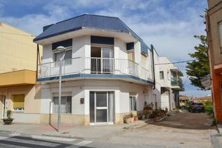 Casa a Goles de l'ebre. Casa de pueblo cerca del centro en deltebre Casa a Goles de l'ebre. Casa de pueblo cerca del centro en deltebre