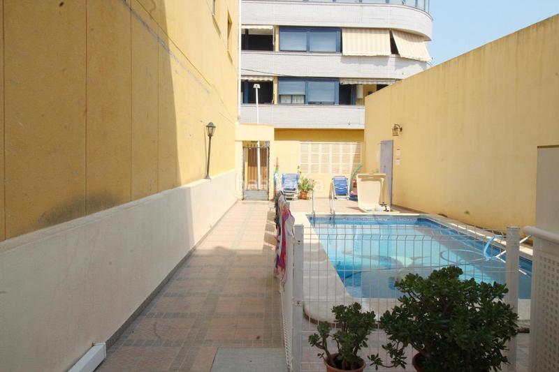 Foto dd79f7b2-aec9-44a4-81f0-d26ed5d22916. Pis amb piscina a Centro Oropesa del Mar Foto dd79f7b2-aec9-44a4-81f0-d26ed5d22916. Pis amb piscina a Centro Oropesa del Mar