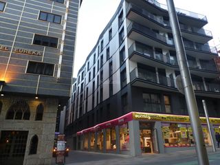 Building in Escaldes-Engordany. Edificio en el centro de andorra Building in Escaldes-Engordany. Edificio en el centro de andorra