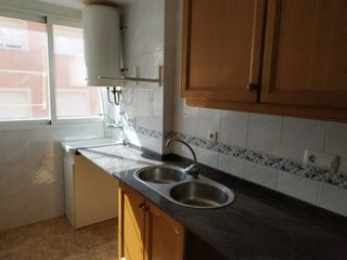 Piso en Calle serretes, 6. Inmueble de banco Piso en Calle serretes, 6. Inmueble de banco