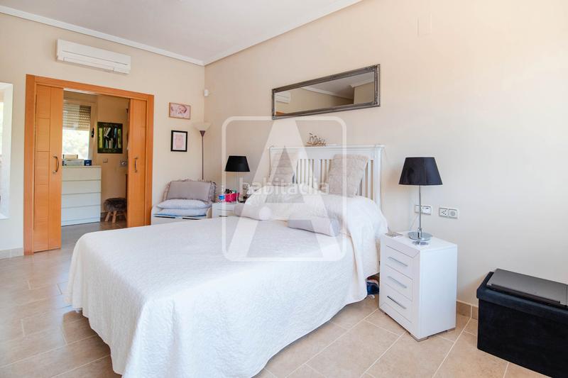 Foto 6d611f85-9a08-4761-bf4c-e51ef7cbdc47. Chalet avec chauffage parking piscine dans Carrió - La Merced - Los Pinos Calp Foto 6d611f85-9a08-4761-bf4c-e51ef7cbdc47. Chalet avec chauffage parking piscine dans Carrió - La Merced - Los Pinos Calp