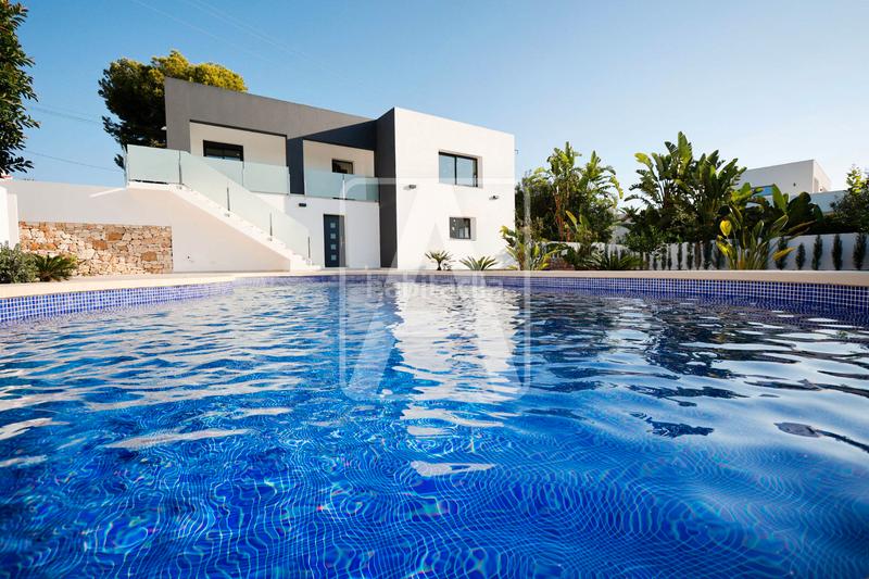 Foto 7cafdcd0-1c6d-4ff2-a0bc-415c36657812. Chalet avec chauffage parking piscine dans Carrió - La Merced - Los Pinos Calp Foto 7cafdcd0-1c6d-4ff2-a0bc-415c36657812. Chalet avec chauffage parking piscine dans Carrió - La Merced - Los Pinos Calp