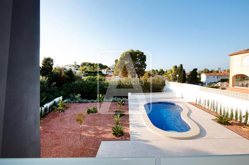 Foto fcf76ab1-bc1d-405e-af3d-31c2ae20ac9c. Chalet avec chauffage parking piscine dans Carrió - La Merced - Los Pinos Calp Foto fcf76ab1-bc1d-405e-af3d-31c2ae20ac9c. Chalet avec chauffage parking piscine dans Carrió - La Merced - Los Pinos Calp