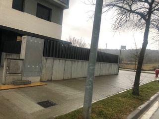 Lloguer Planta baixa Carrer lluís companys (de), 25. Pis nou amb jardi de 200m2 Lloguer Planta baixa Carrer lluís companys (de), 25. Pis nou amb jardi de 200m2