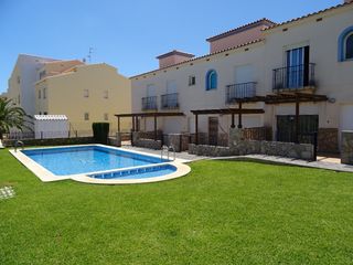 Casa adossada en La mar, 4. Cerca de la playa del moro Casa adossada en La mar, 4. Cerca de la playa del moro