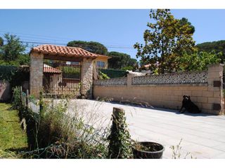 Torre en Caldes de Malavella. Torre en venta Torre en Caldes de Malavella. Torre en venta