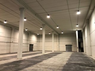 Alquiler Nave industrial Carrer londres. De 2.360 m² con buena imagen Alquiler Nave industrial Carrer londres. De 2.360 m² con buena imagen