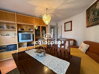 Appartement à Sant Pere Nord. Amplio piso en sant pere nord 3 dormitorios, 1 baño terraza y ga Appartement à Sant Pere Nord. Amplio piso en sant pere nord 3 dormitorios, 1 baño terraza y ga