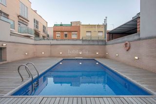 Ático Carrer magnolia. Ático con 3 habitaciones, ascensor, parking, calefacción y terra Ático Carrer magnolia. Ático con 3 habitaciones, ascensor, parking, calefacción y terra