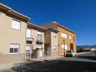 Casa en Calle beniarres, 3. Adosado en venta Casa en Calle beniarres, 3. Adosado en venta