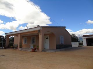 Xalet en Camino camaes llargues, 9. Casa de campo con terreno Xalet en Camino camaes llargues, 9. Casa de campo con terreno