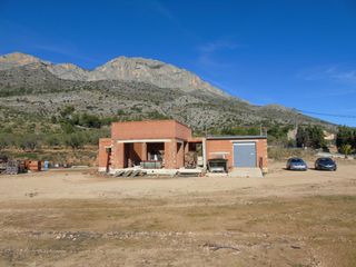 Otros inmuebles Partida forcallet, 0. Construcción de chalet al 30% Otros inmuebles Partida forcallet, 0. Construcción de chalet al 30%