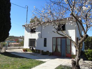 Chalet en Avenida ciutat de valencia, 2. Casa de pueblo con terreno Chalet en Avenida ciutat de valencia, 2. Casa de pueblo con terreno