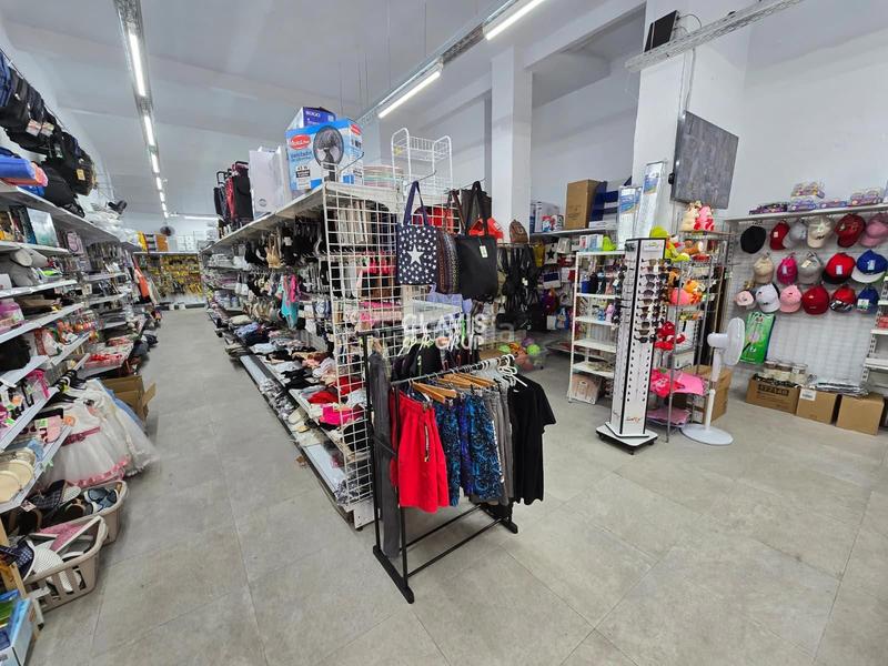 Foto 7a5daed7-74c8-4fc9-8fc7-706f9d051fec. Local comercial  ventaalquiler patio Prosperitat en Barcelona Foto 7a5daed7-74c8-4fc9-8fc7-706f9d051fec. Local comercial  ventaalquiler patio Prosperitat en Barcelona