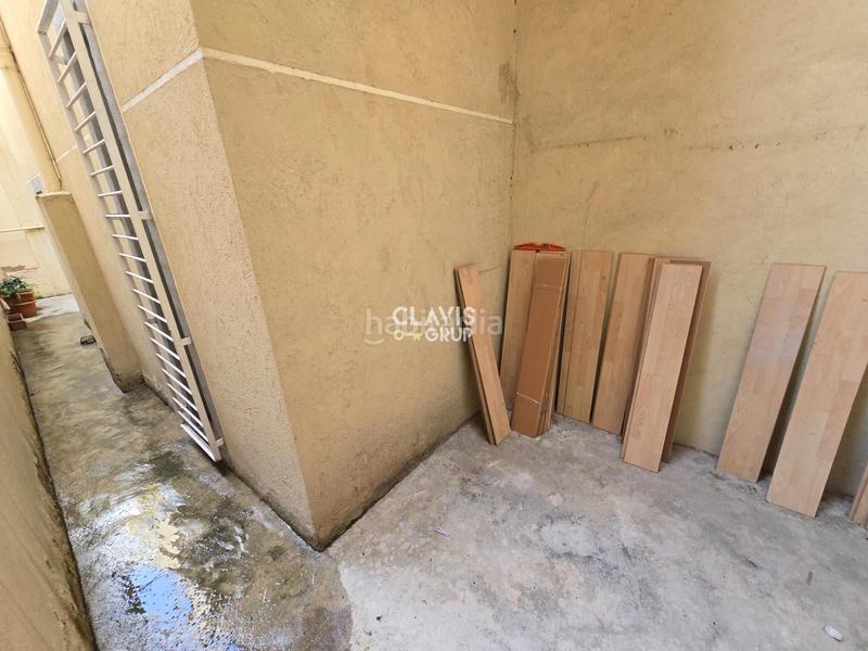Foto fbbe075c-69bd-4acf-9220-a21eacb7e19c. Local comercial  ventaalquiler patio Prosperitat en Barcelona Foto fbbe075c-69bd-4acf-9220-a21eacb7e19c. Local comercial  ventaalquiler patio Prosperitat en Barcelona