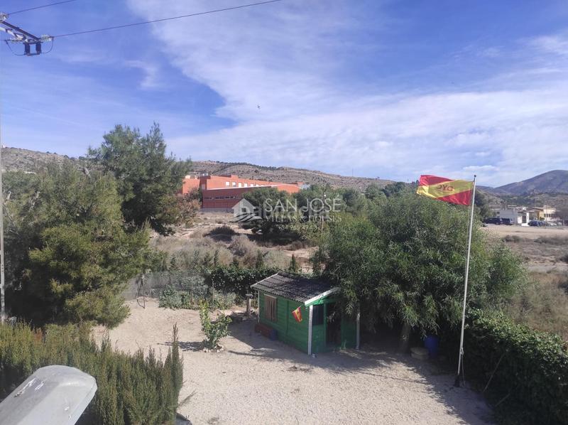 Foto 309abefe-aeb2-4093-98e3-eb88e5a84bce. Chalet in Plaza Castelar - Mercado Central Elda Foto 309abefe-aeb2-4093-98e3-eb88e5a84bce. Chalet in Plaza Castelar - Mercado Central Elda