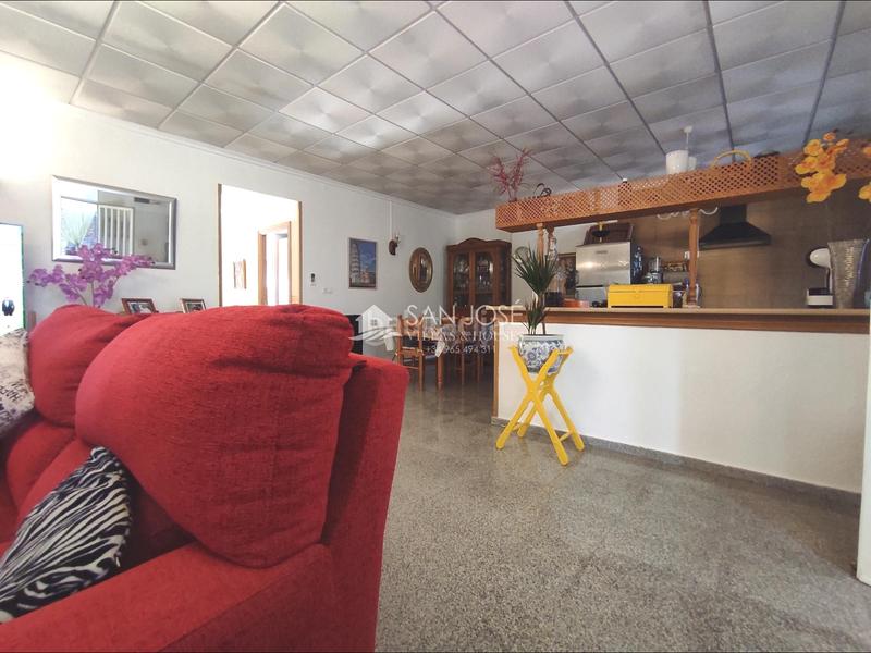 Foto a5978a5d-4771-439e-86e4-127b91e82c46. Chalet in Plaza Castelar - Mercado Central Elda Foto a5978a5d-4771-439e-86e4-127b91e82c46. Chalet in Plaza Castelar - Mercado Central Elda