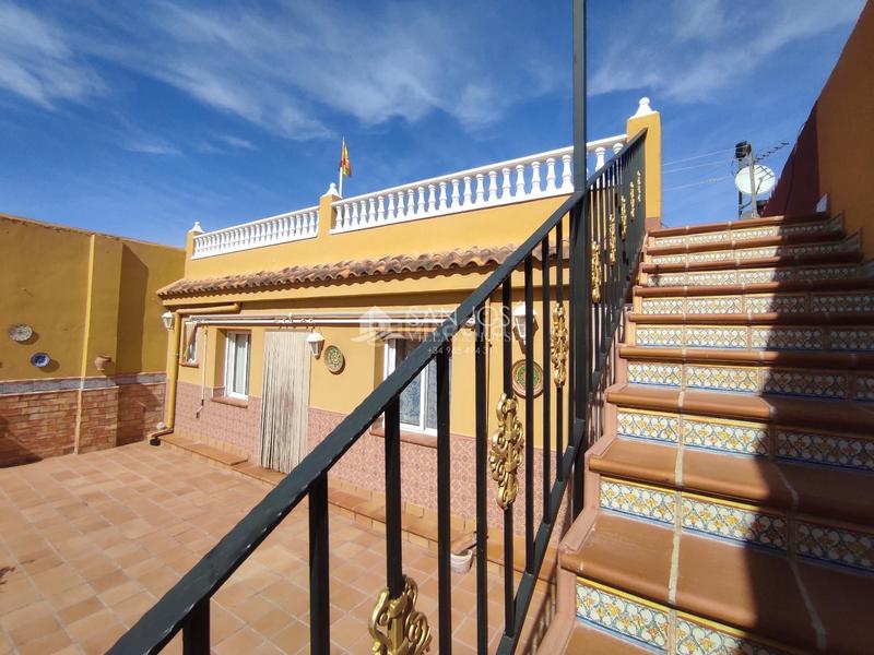 Foto af16d24b-c459-43ac-b7d0-7f342f6da49d. Chalet in Plaza Castelar - Mercado Central Elda Foto af16d24b-c459-43ac-b7d0-7f342f6da49d. Chalet in Plaza Castelar - Mercado Central Elda