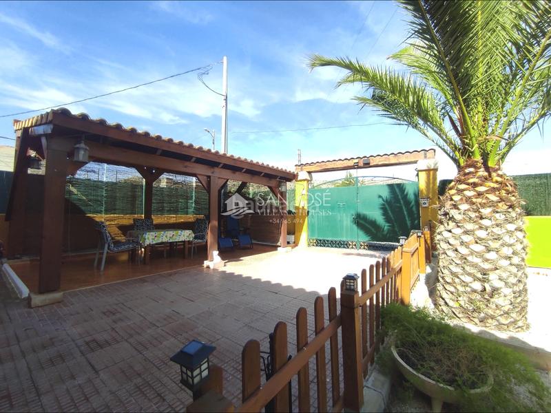 Foto bee74a46-823b-49a6-b68c-88f9285c8275. Chalet in Plaza Castelar - Mercado Central Elda Foto bee74a46-823b-49a6-b68c-88f9285c8275. Chalet in Plaza Castelar - Mercado Central Elda